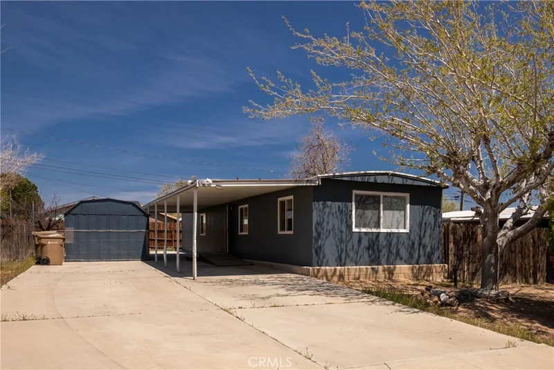 19010 Hinton, Hesperia, CA 92345