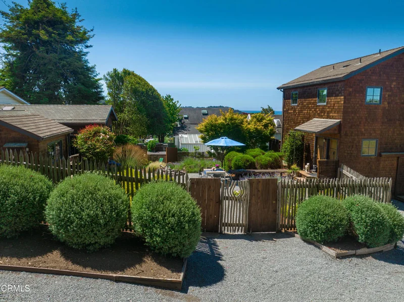 45081 Cahto, Mendocino, CA 95460