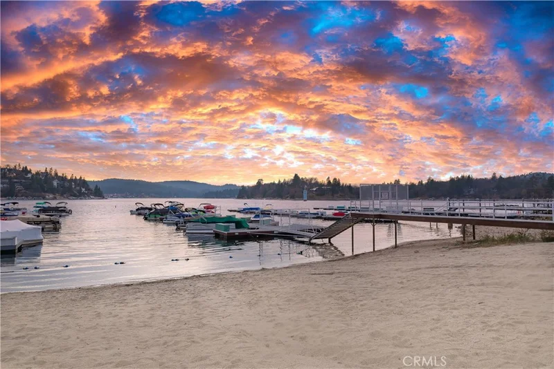 3 Nsm 5, Lake Arrowhead, CA 92352