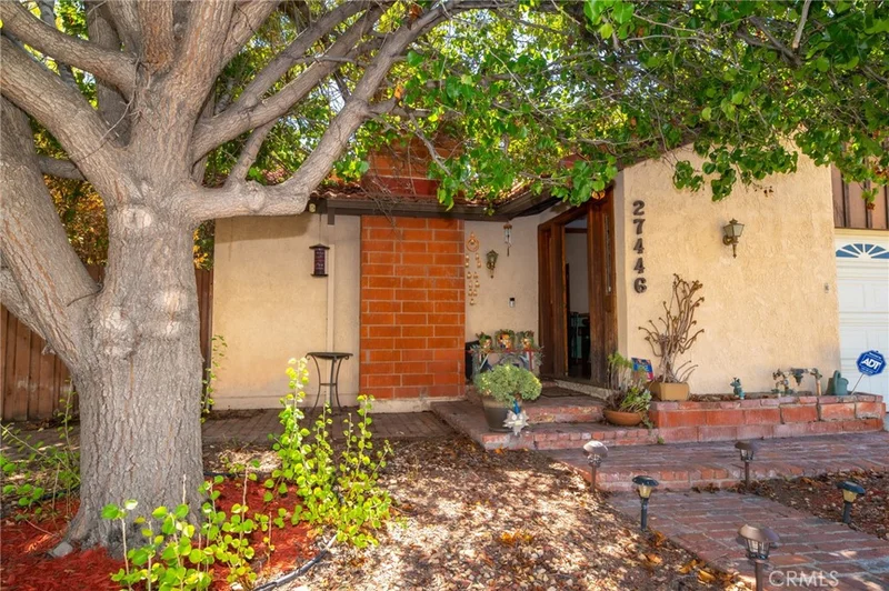 27446 Diane Marie, Saugus, CA 91350