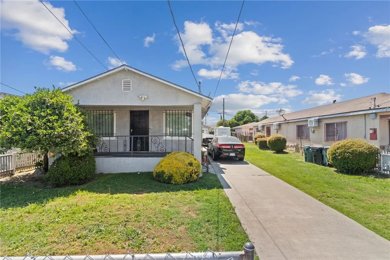8819 Fir, Los Angeles, CA 90002