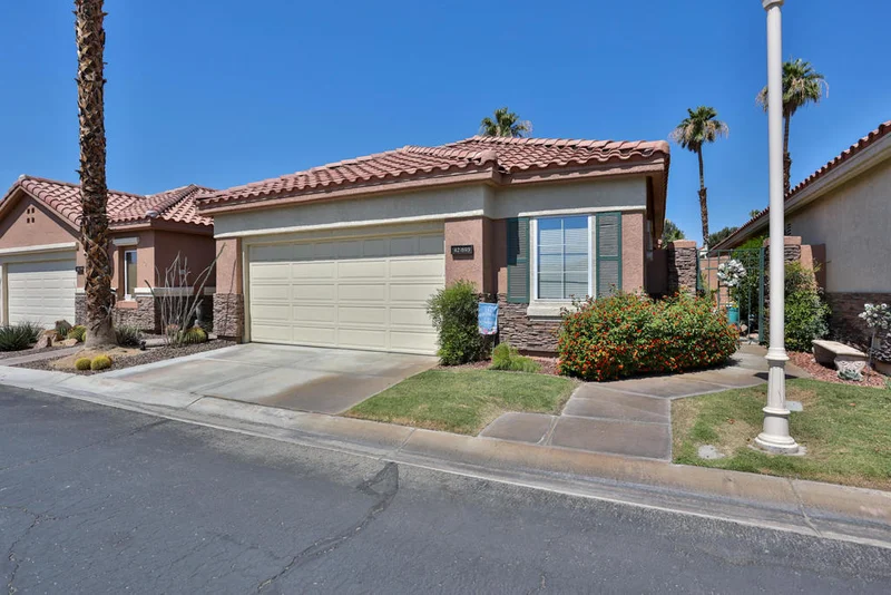 42693 Turqueries, Palm Desert, CA 92211