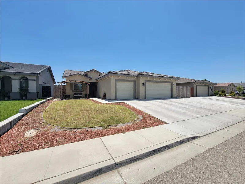 5213 Blanco, Bakersfield, CA 93307