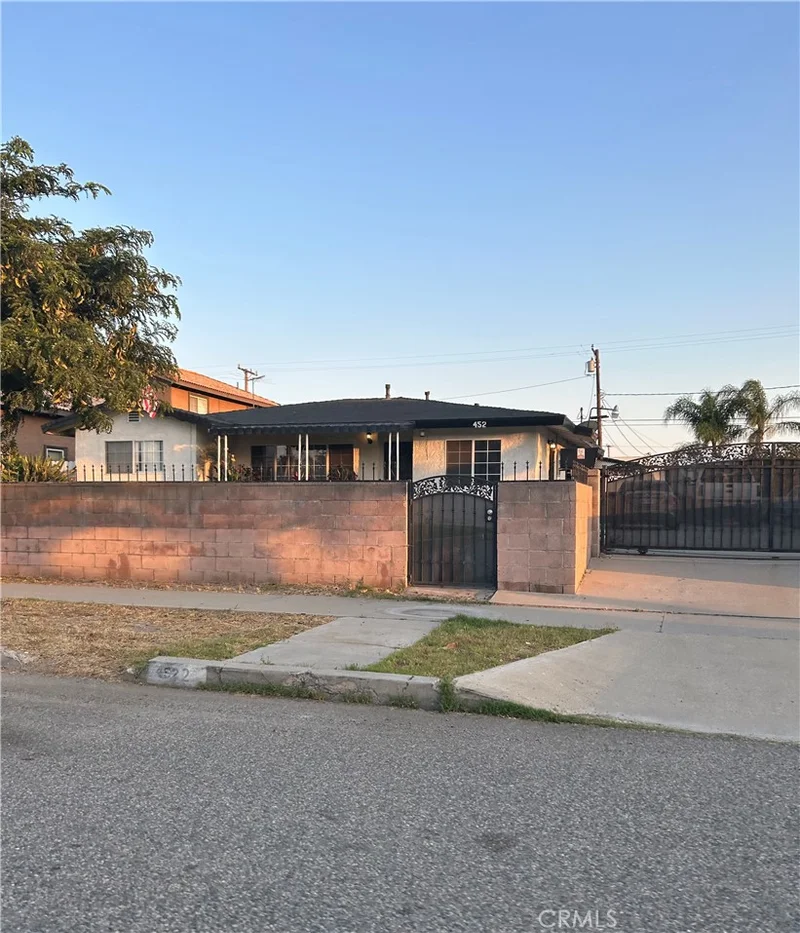 452 H, Colton, CA 92324