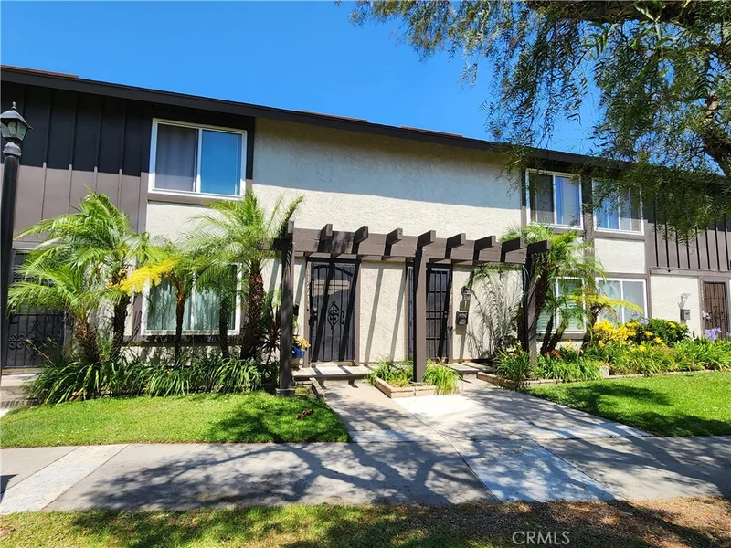 11221 Hood, Stanton, CA 90680