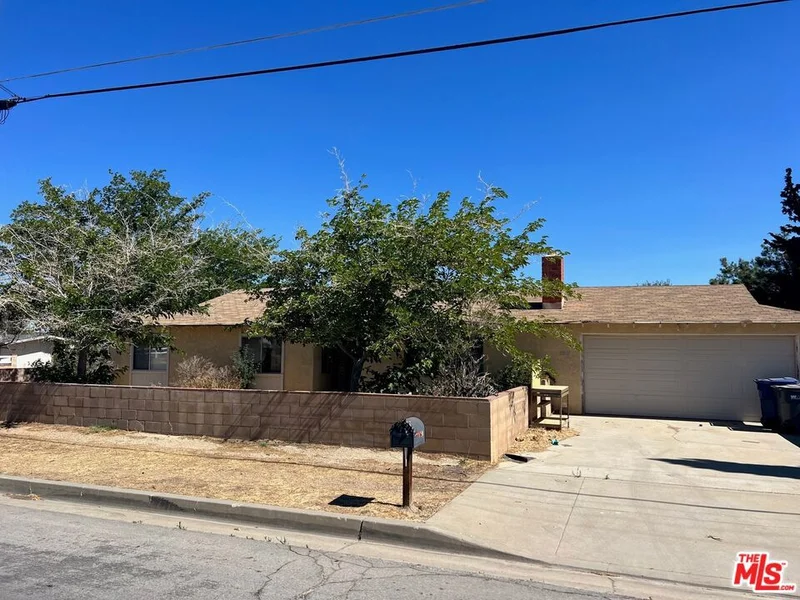 5155 Avenue L14, Quartz Hill, CA 93536