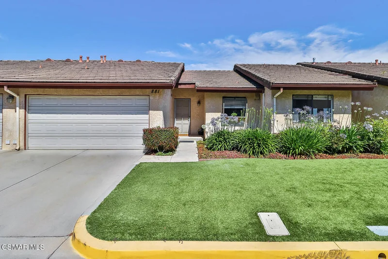 881 Warwick, Thousand Oaks, CA 91360