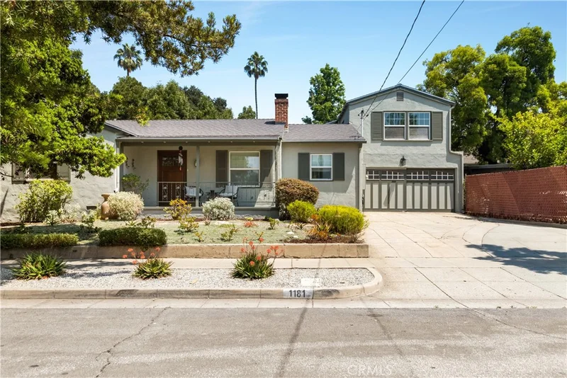 1181 Bell, Pasadena, CA 91104