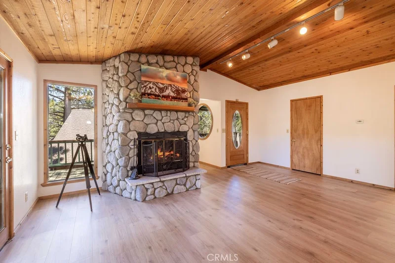 42625 Alta Vista, Big Bear, CA 92315