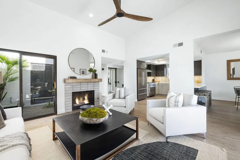 300 Tiffany, Palm Springs, CA 92262