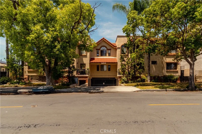 1245 Orange Grove #108, Glendale, CA 91205