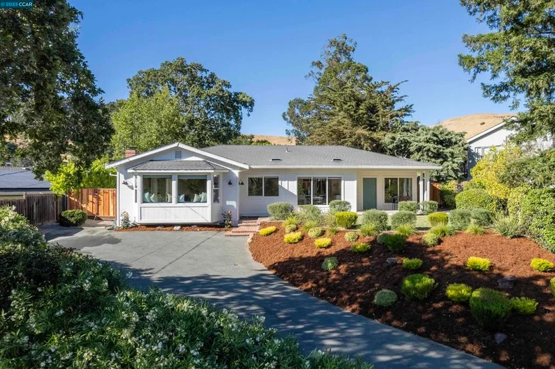 1244 Laurel Lane, Lafayette, CA 94549