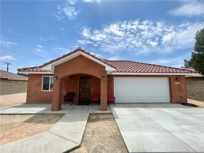 10160 Mendiburu Rd, California City, CA 93505