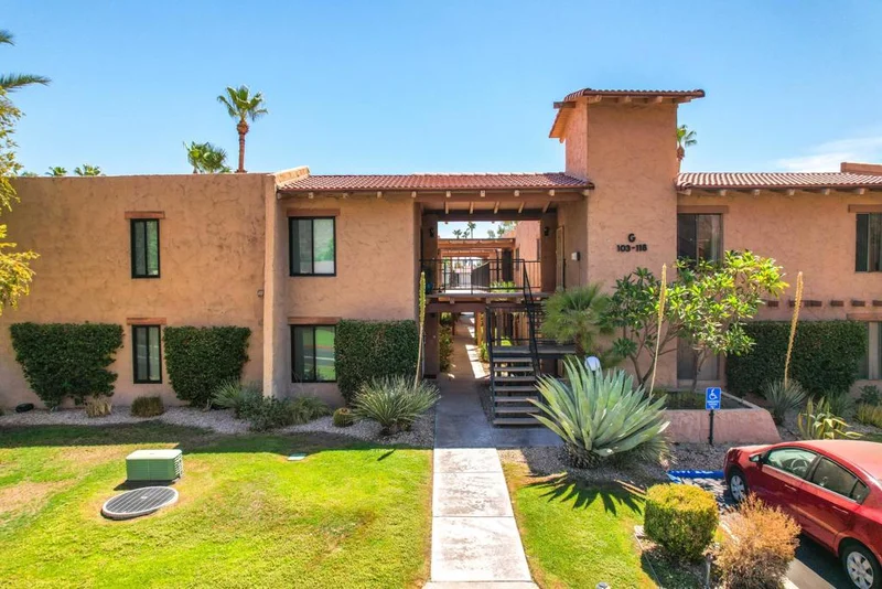 1050 Ramon #113, Palm Springs, CA 92264