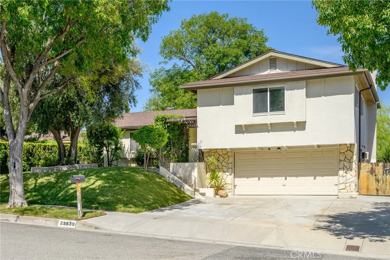 25539 Mountain Pass, Newhall, CA 91321