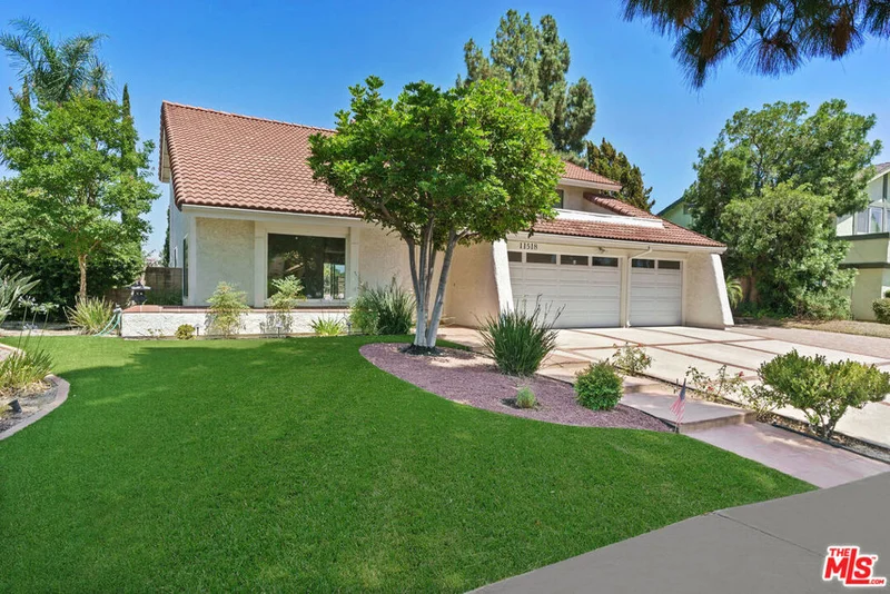 11518 Porter Valley, Porter Ranch, CA 91326