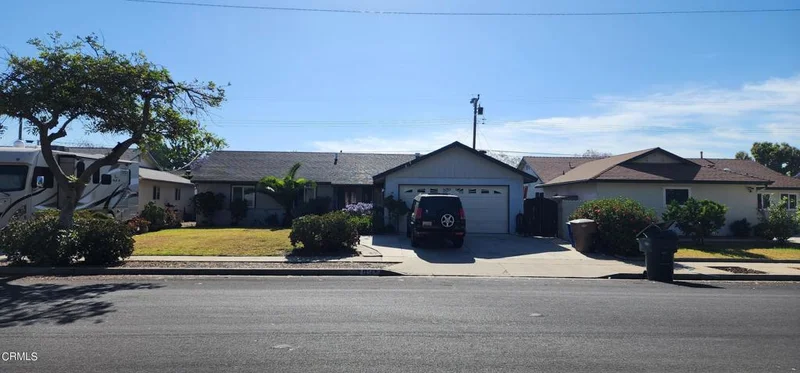 1256 Eston, Camarillo, CA 93010
