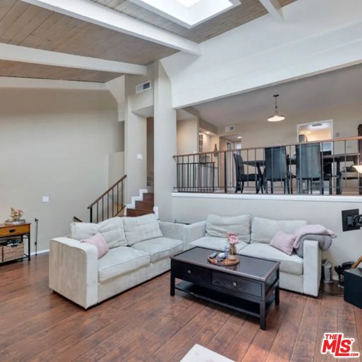 11730 Moorpark #E, Studio City, CA 91604