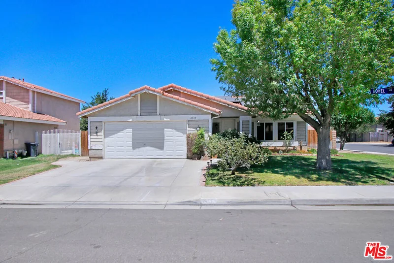 4559 Dowel, Palmdale, CA 93552