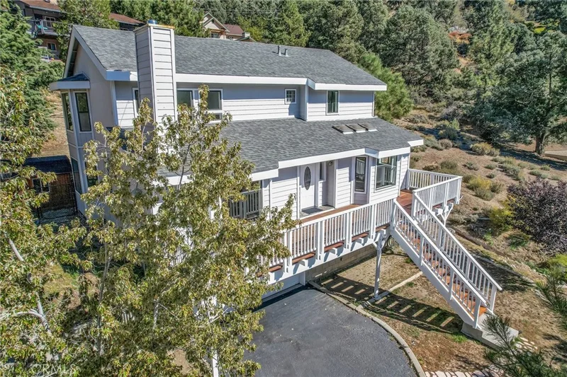 6259 Apple Vista, Wrightwood, CA 92397