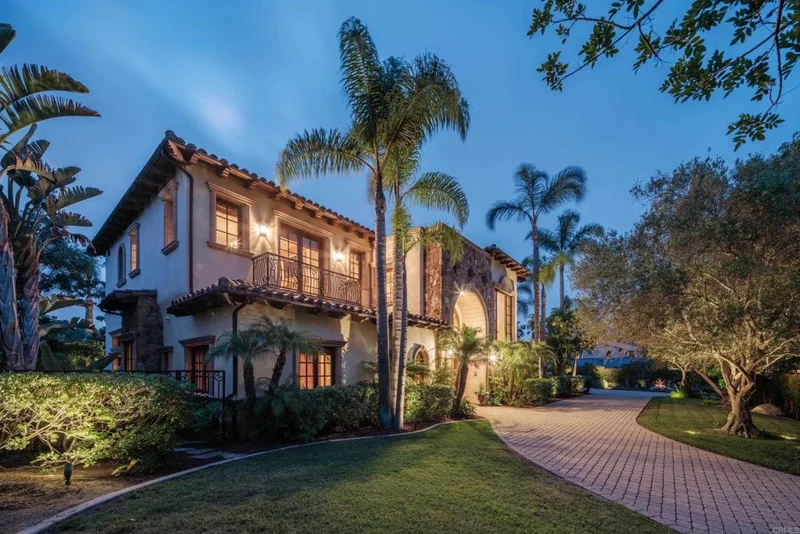 6210 La Jolla Mesa, La Jolla, CA 92037