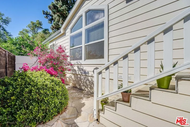 1168 Aztec, Topanga, CA 90290