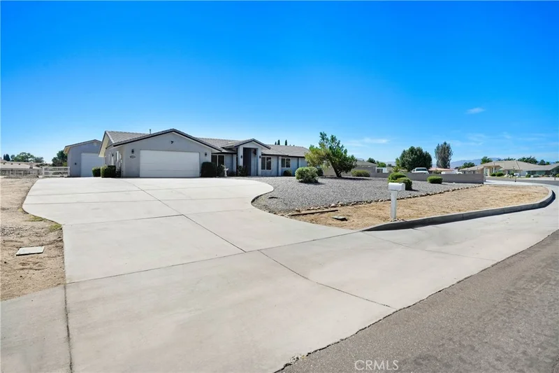 12405 Reata, Apple Valley, CA 92308