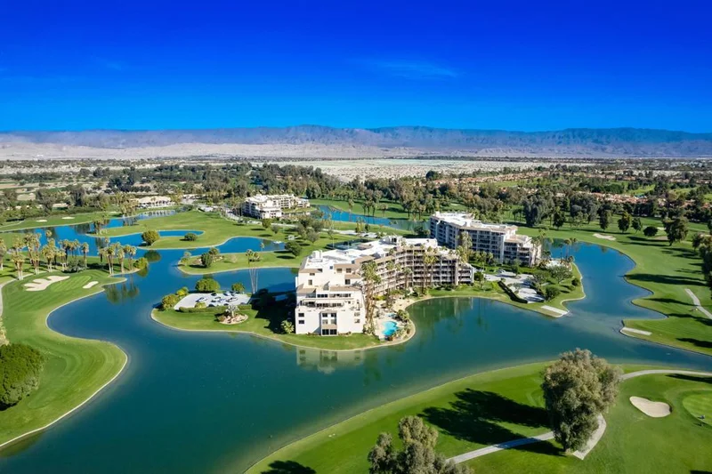910 Island #110, Rancho Mirage, CA 92270