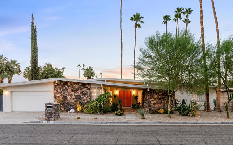 5190 E Lakeside Drive, Palm Springs, CA 92264