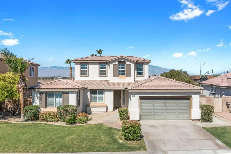 41789 Napoli, Indio, CA 92203