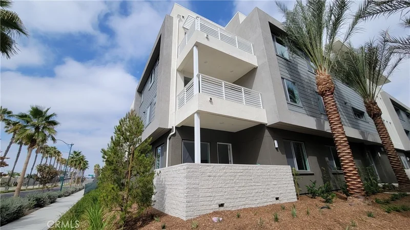 1893 Union Street #122, Anaheim, CA 92805