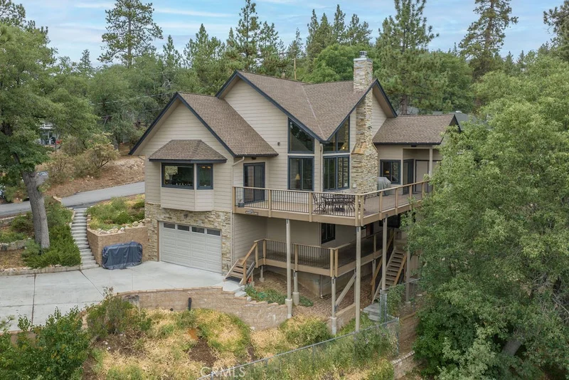 1011 Fawnskin, Fawnskin, CA 92333