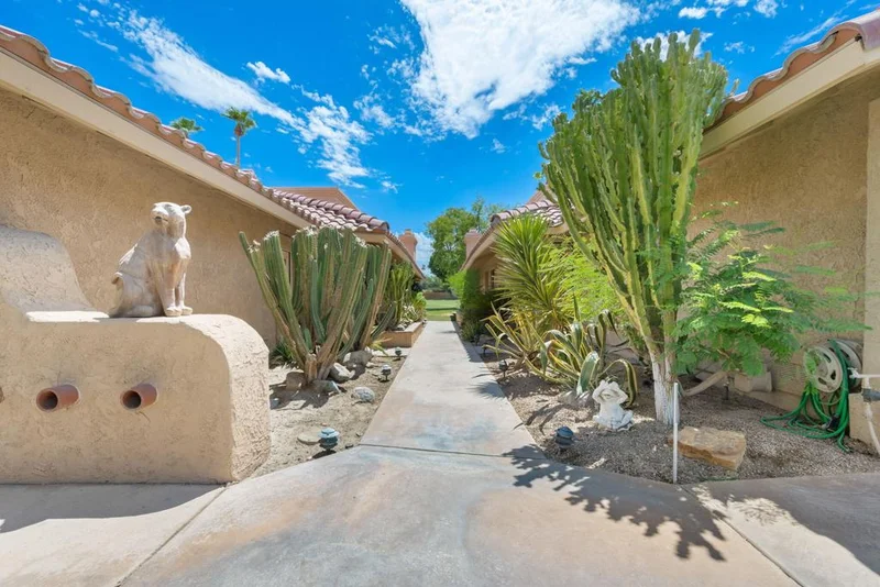 77643 Woodhaven, Palm Desert, CA 92211