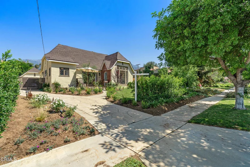 1029 Mendocino, Altadena, CA 91001