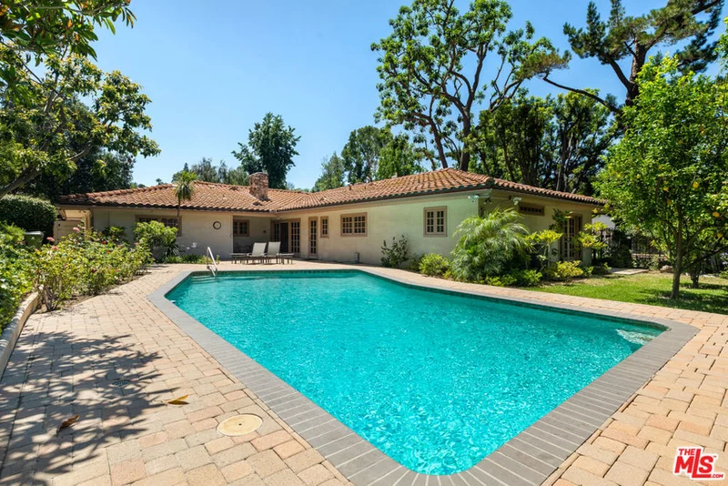 4301 Bergamo, Encino, CA 91436