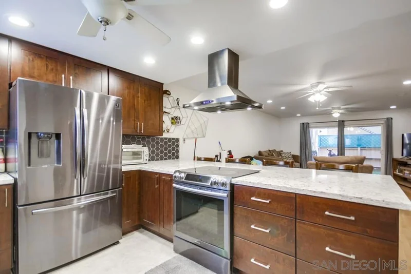 8767 Navajo Rd #5, San Diego, CA 92119