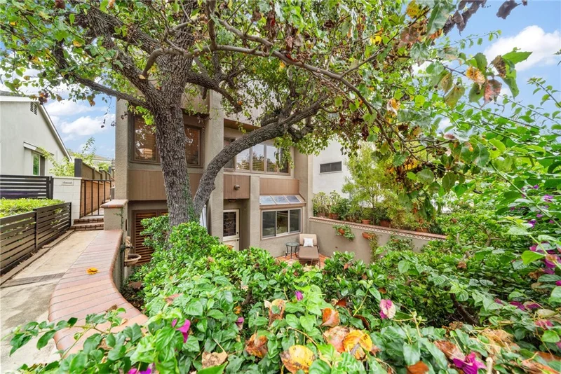 432 Terraine, Long Beach, CA 90814