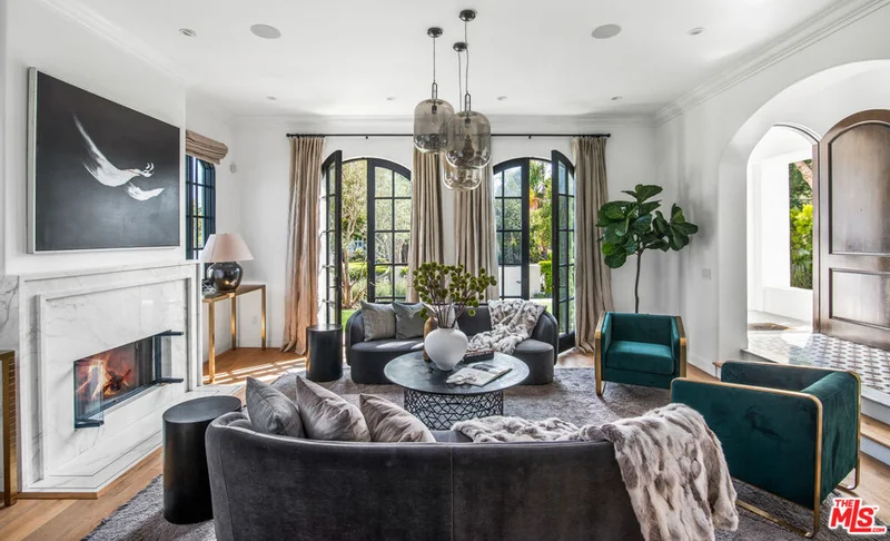 417 10th, Santa Monica, CA 90402