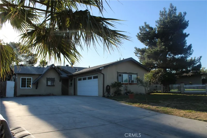 554 Ashford, Fontana, CA 92336