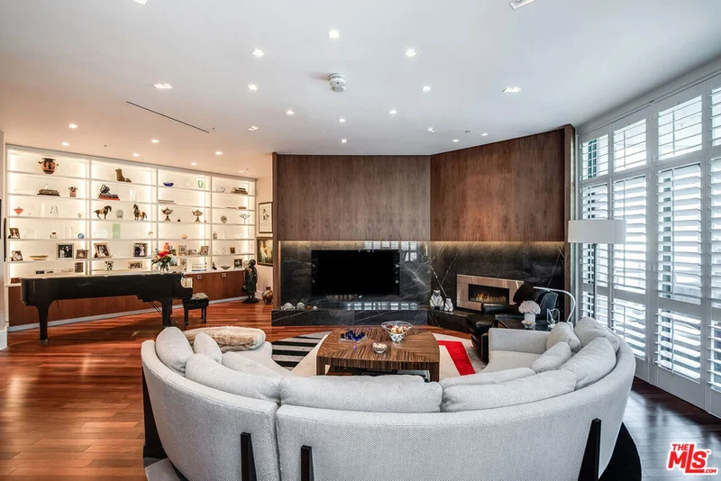 10490 Wilshire #406, Los Angeles, CA 90024
