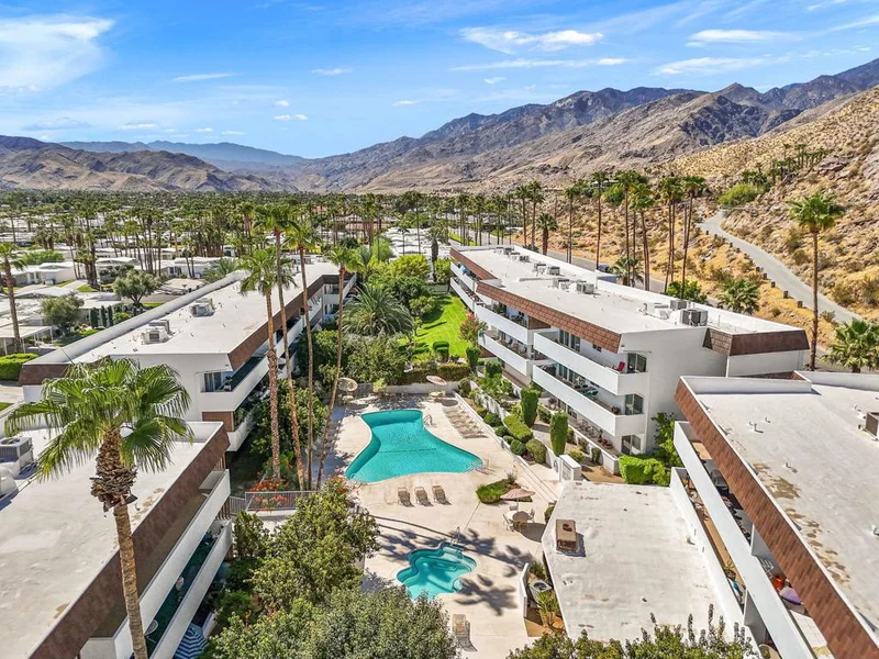 2300 S Palm Canyon Dr Unit 25, Palm Springs, CA 92264