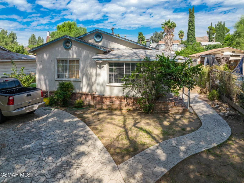 11469 Sunburst, Lakeview Terrace, CA 91342