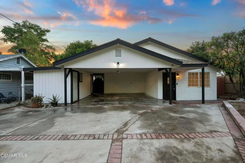10331 Owensmouth, Chatsworth, CA 91311