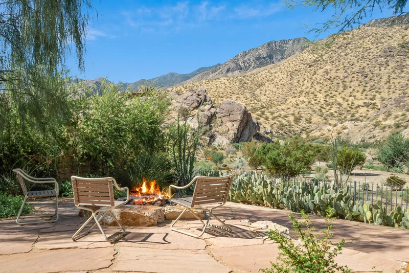 2551 La Condesa, Palm Springs, CA 92264