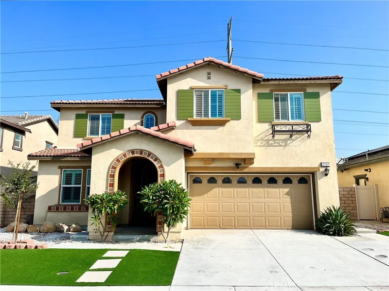 2737 Cornwall, Ontario, CA 91761
