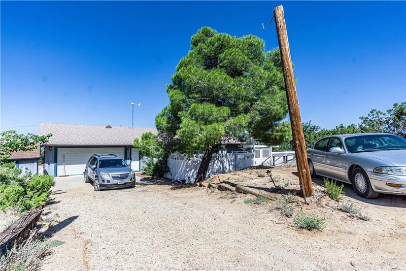 8787 Pine Tree, Pinon Hills, CA 92372