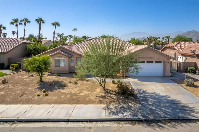 78705 Naples, La Quinta, CA 92253