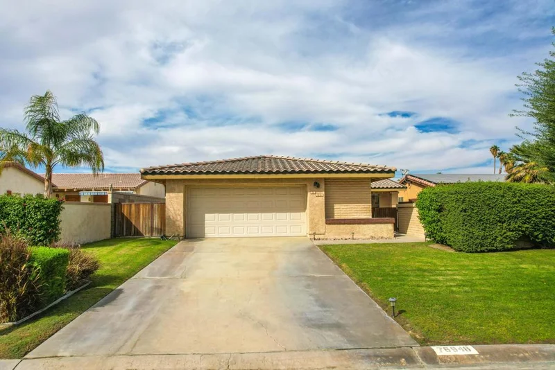 76946 Kentucky, Palm Desert, CA 92211