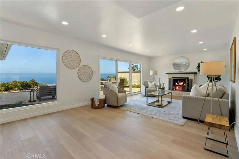 2967 Alta Laguna Blvd, Laguna Beach, CA 92651