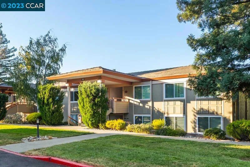 1909 Skycrest Dr #9, Walnut Creek, CA 94595
